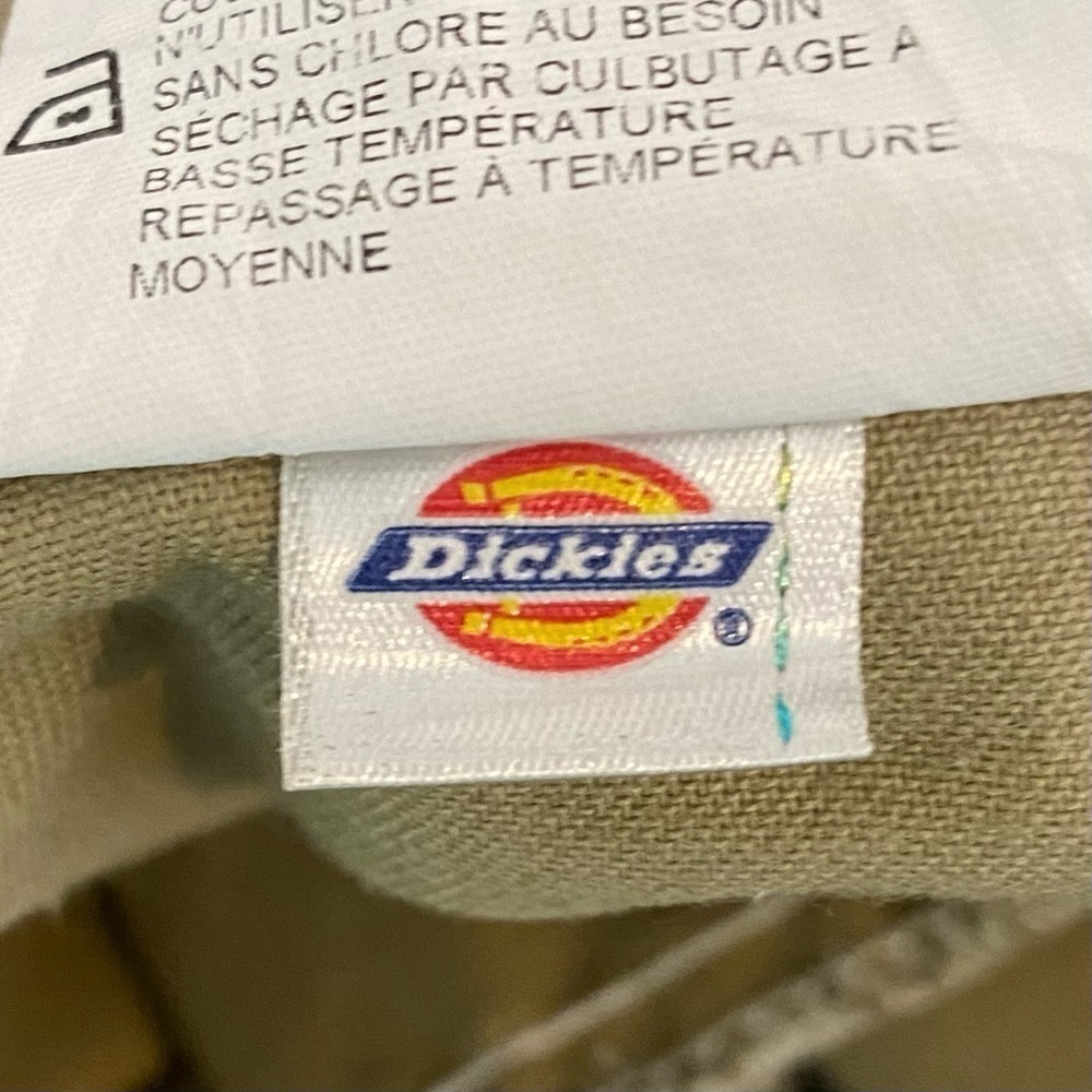 Dickies Women's plus size 18 Sand color Premium Relaxed Straight Cargo Pants - Picture 10 of 10